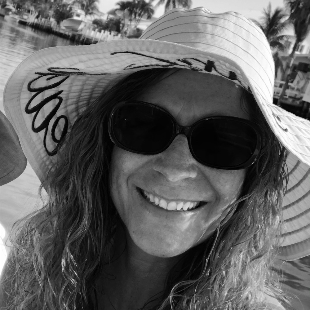 Meet your Posher, Devenia